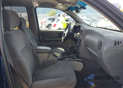 2004 Chevrolet Trailblazer Lt z USA, uszkodzony, nr VIN 1GNDT13S742119550